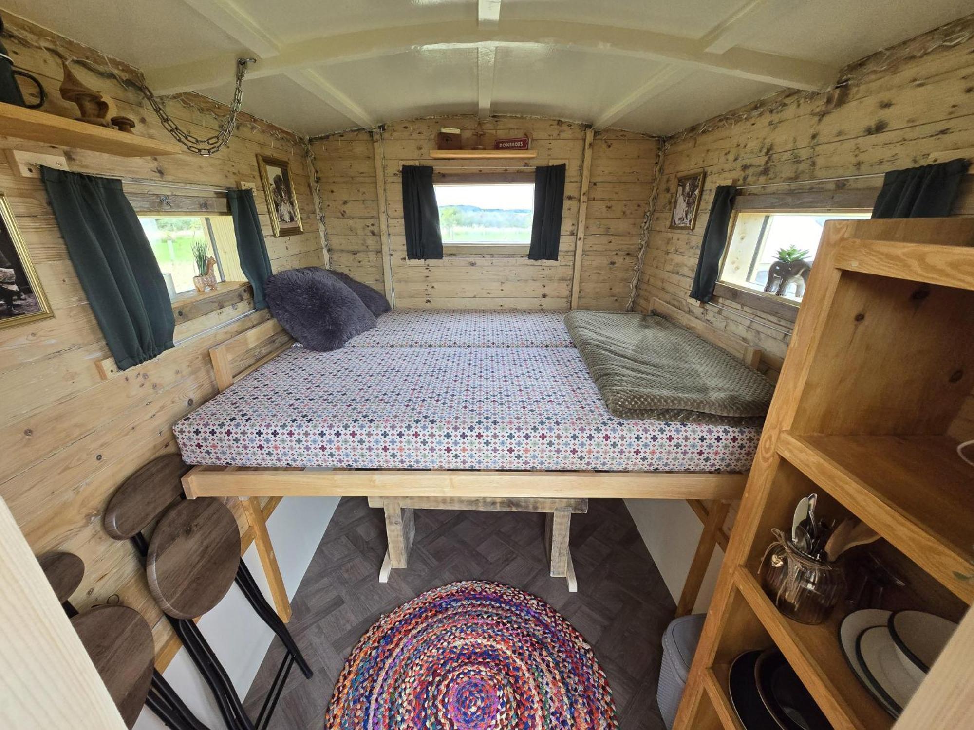 Restored Circus Wagon Saltburn-by-the-Sea Εξωτερικό φωτογραφία